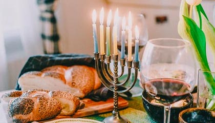 华体会团队-击败布莱顿后现场枪迷高唱：该相信我们了，我们要夺冠了